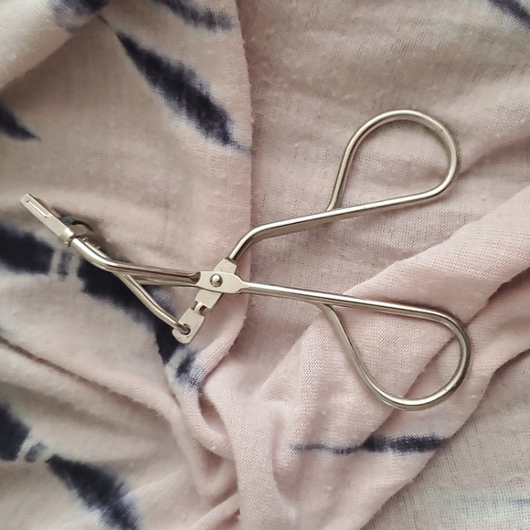 Rare MAC Half Lash Curler - Picture 2 of 4